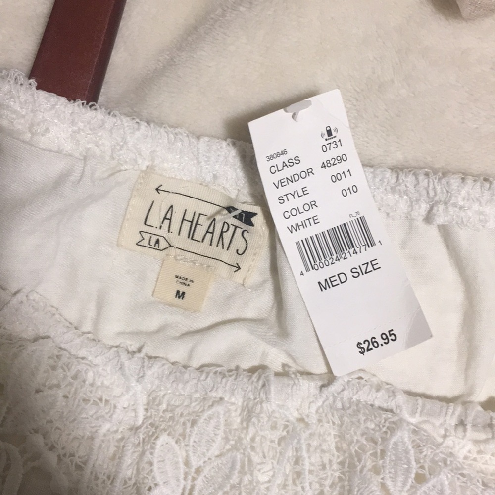 L.A. HEARTS Crop Top Crochet - Picture 2 of 2